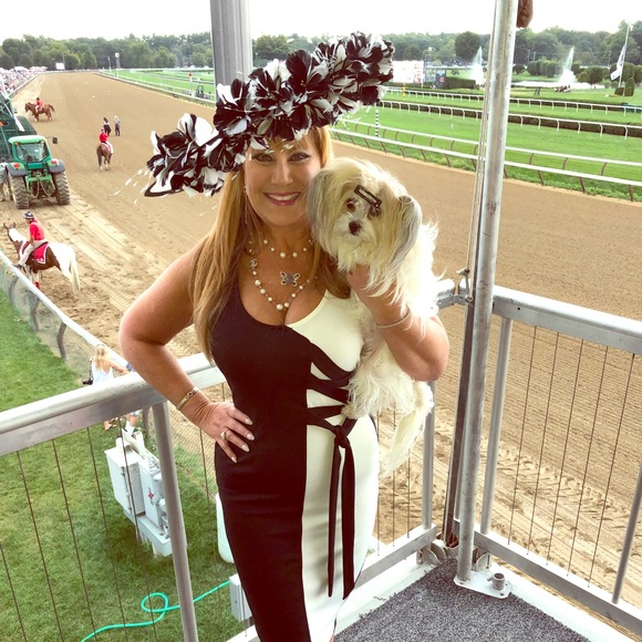 Meet your Posher, Melissa - Picture 1 of 1